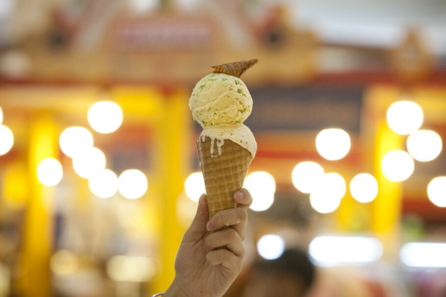 A scoop of Es Cendol ice cream atop Tolak Angin ice cream at Sore Sore Ice Cream. (JG Photo/Yudha Baskoro)