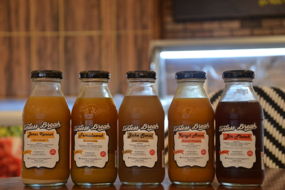 Sinless Break's bottled jamus come in five classic flavors. (JG Photo/Cahya Nugraha)