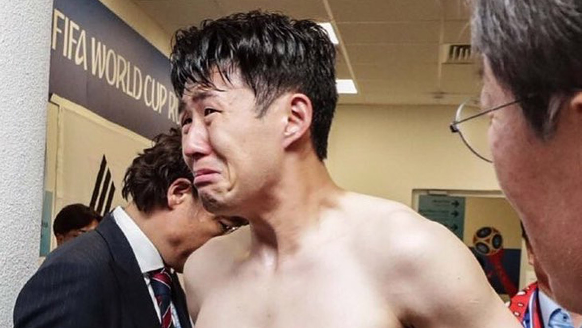 Drama Kemenangan Manchester United dan Rasisme terhadap Son Heung Min
