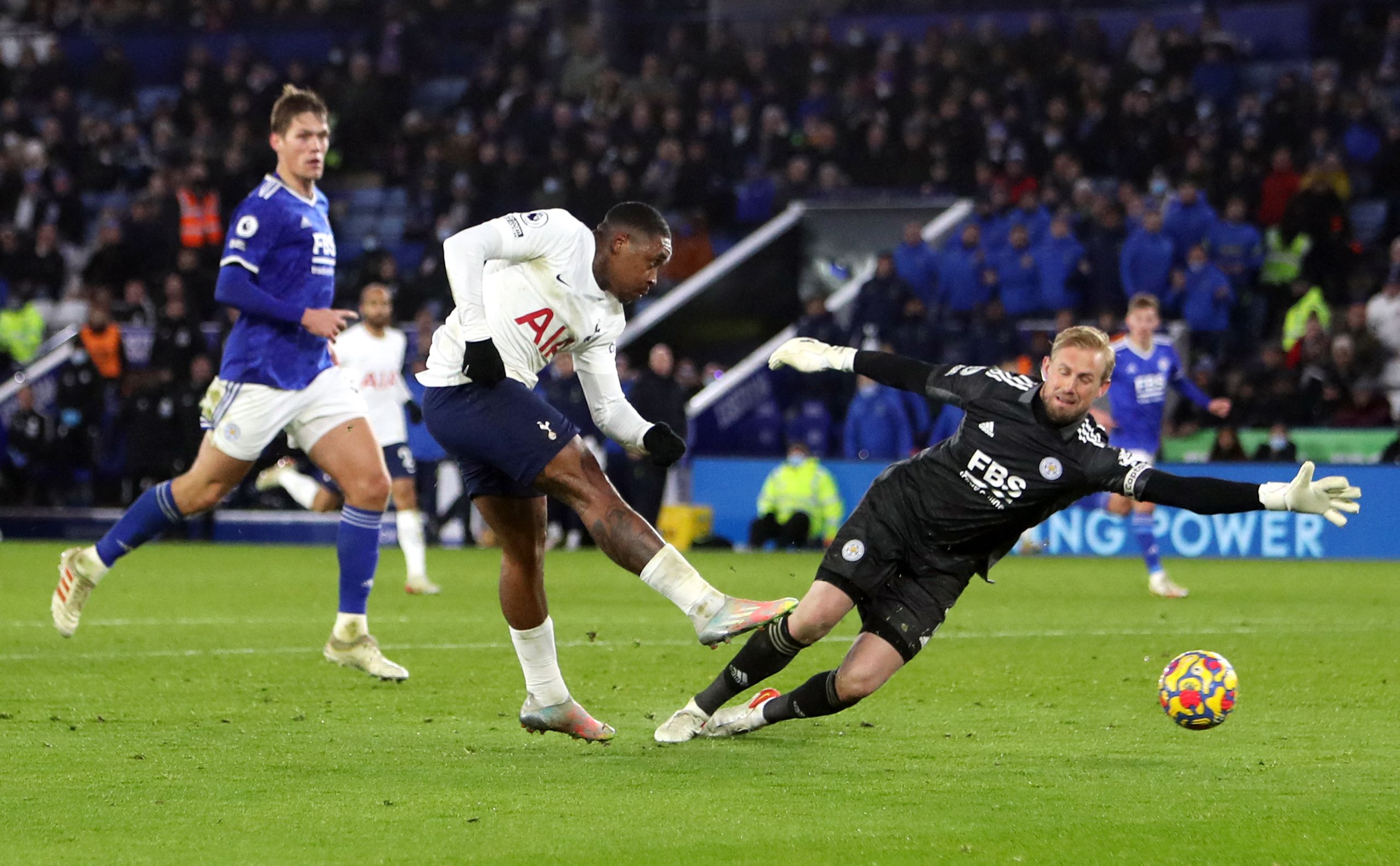 Liga Inggris: Dua Gol Bergwijn di Detik Terakhir Menangkan Tottenham