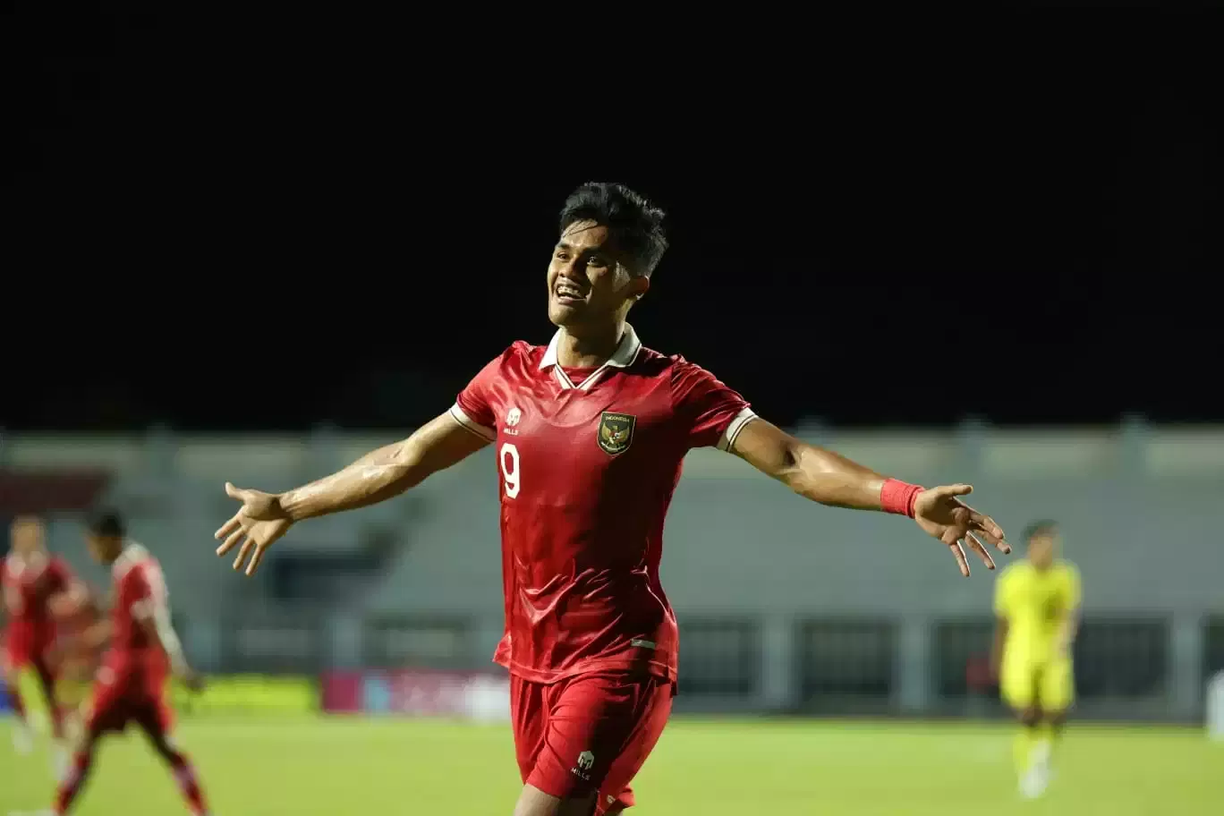 Striker Timnas U-23 Indonesia, Ramadhan Sananta, merayakan gol ke gawang Malaysia. 