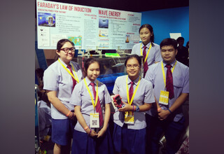 Anak SMA di Singapura Presentasi Alat Memanen Listrik dari Ombak Laut