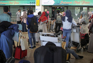 Luhut: Bandara Juanda Dibuka Kembali untuk Perjalanan Umrah dan WNA/WNI