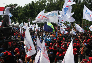 Hari Ini, Unjuk Rasa Elemen Buruh di Depan Gedung DPR