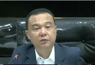 Massa Banjiri Gerbang Parlemen, Pimpinan DPR:  Tak Ada Pengesahan RUU Omnibus Law dan HIP