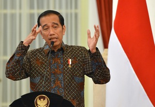 Presiden Jokowi: Energi Kita Jangan Hanya untuk Politik