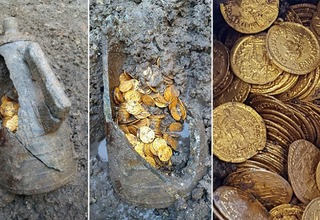 Ratusan Koin Emas Romawi Ditemukan di Gedung Teater Tua