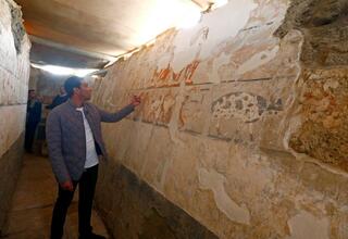 Arkeolog Mesir Temukan Makam Berusia 4.400 Tahun