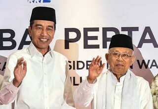 Hari Ini, Jokowi dan Ma ruf Amin Bahas UU Cipta Kerja
