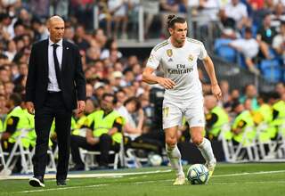 Bale Tidak Pilih Zidane sebagai Pelatih Terbaik