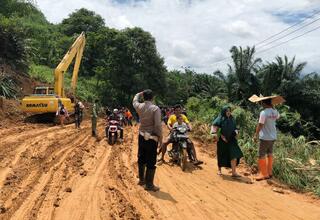 1.984 Bencana di Bogor Sepanjang 2021, Didominasi Tanah Longsor