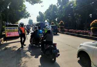 Tidak Patuh PSBB, Polisi Tegur 193 Pengendara di Kota Bogor
