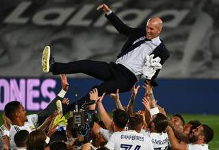 Zidane, Pirlo, dan Buffon Masuk Tim Impian Ballon d Or Versi Fan