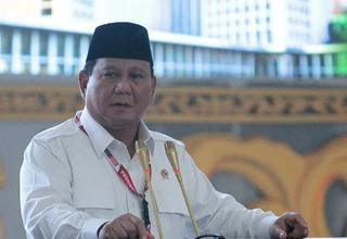 Komisi I Tegaskan Tak Ada Wacana Panggil Paksa Menhan Prabowo