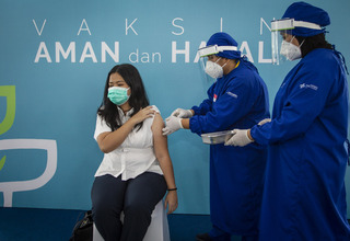 Kota Bogor Mulai Vaksinasi Booster Kedua bagi Nakes