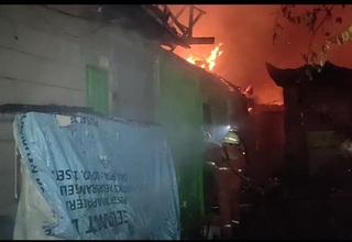 Kebakaran Permukiman Padat Penduduk di Cakung Hanguskan 15 Rumah