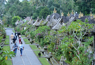 Wisatawan Naik, Loket Tiket Desa Penglipuran Bali Direnovasi