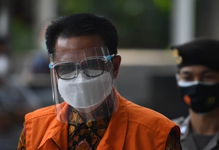 Gubernur Sulsel Nurdin Abdullah Dihukum 5 Tahun Penjara
