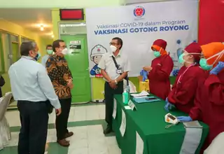 Seribu Karyawan Indocement Ikut Vaksinasi Gotong Royong