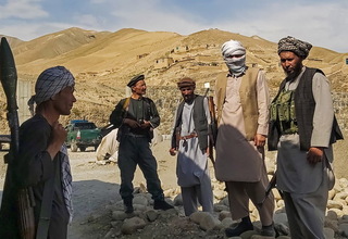 Lawan Serangan Taliban, Pasukan dan Milisi Afganistan Dikerahkan