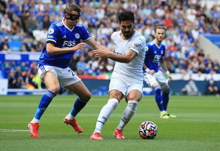 Silva Bawa Manchester City Tundukkan Leicester