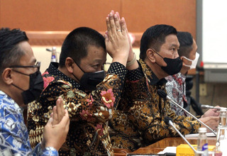 Penentuan Nasib Garuda Indonesia, Direksi Lakukan Doa Bersama