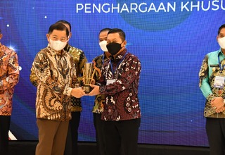 Kabupaten Banggai Raih Piagam Penghargaan Pembangunan Daerah