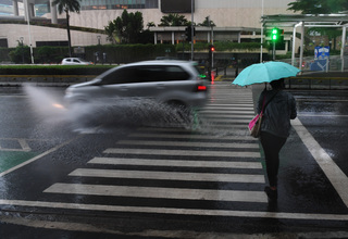 Hari Ini Hujan Disertai Petir Berpotensi Terjadi di Jaksel dan Jaktim