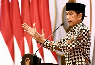 Jokowi Tegaskan BUMDes Jangan Matikan Usaha Rakyat di Desa