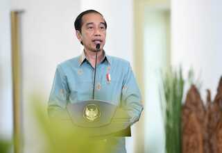 Presiden Jokowi Minta Sederhanakan Birokrasi Perizinan Pembangkit Listrik
