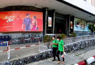 Aturan Covid Dilonggarkan, Bioskop di Myanmar Kembali Beroperasi