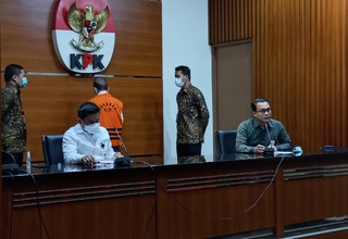Kasus Dugaan Suap, Eks Gubernur Riau Kembali Ditahan KPK