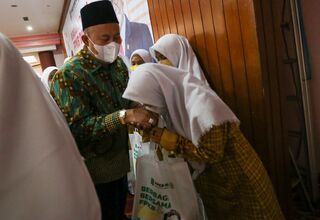 Fraksi PKB Beri Bantuan untuk Ratusan Yatim dalam Rangka Ramadan