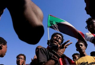 Pemimpin Militer Sudan Beri Isyarat Siap Redakan Ketegangan