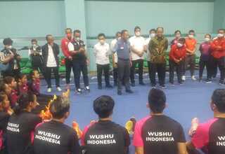 Menpora Lecut Semangat Atlet Wushu Raih Emas SEA Games 2021