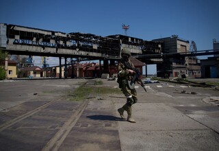 Pasukan Rusia Gempur Pabrik Baja di Mariupol, Ukraina Timur