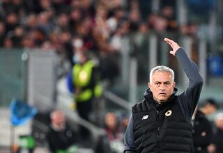 AS Roma ke Final Liga Konferensi, Mourinho Menangis