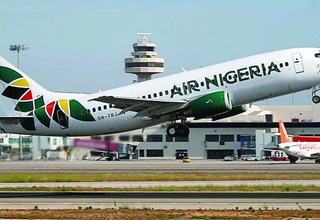 Penerbangan Nasional Nigeria Dihentikan Akibat Krisis Biaya