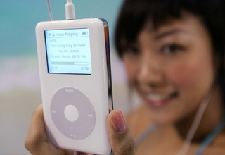 Apple Hentikan Produksi iPod setelah 21 Tahun