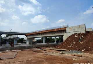 Hati-hati, Ada Pengangkatan Girder Jembatan di Tol Jakarta-Cikampek