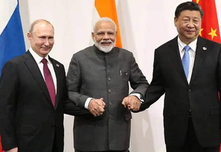 Beli Minyak Rusia, Tiongkok dan India Bantu Presiden Putin