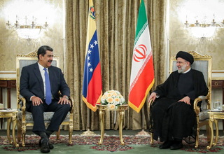 Atasi Sanksi AS, Iran dan Venezuela Tandatangani Kesepakatan