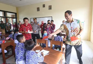 Wali Kota Semarang Minta Orangtua Pantau Proses PPDB 2022