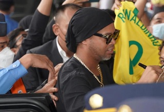 Tiba di Indonesia, Ronaldinho Akan Luncurkan Jersey RANS