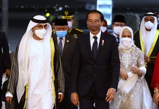 Presiden Jokowi dan Rombongan Sudah Tiba di Abu Dhabi