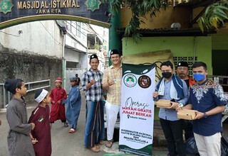 Santri Dukung Ganjar Gelar Jumat Berkah di Jakarta Selatan