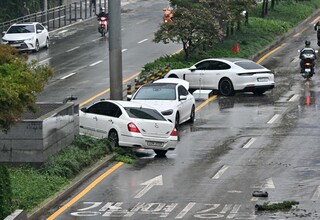 Hujan Lebat Timbulkan Banjir di Seoul, 7 Orang Tewas