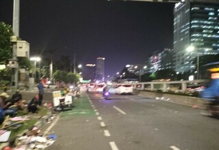 Demo Buruh Rampung, Jalan di Depan Gedung DPR Dibuka Kembali