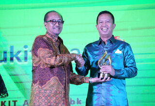 Bukit Asam Raih 3 Penghargaan di TJSL & CSR Award 2022
