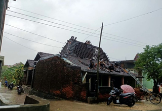 Angin Puting Beliung Terjadi di Dua Desa di Kabupaten Kudus